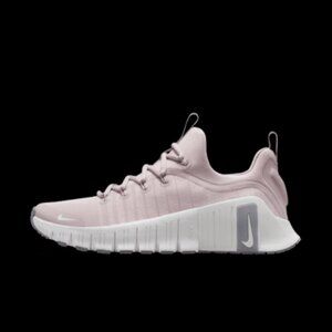 Nike Free Metcon 6 - BRAND NEW (in the Original Box) Women's Workout Shoes